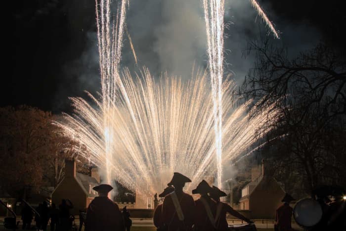 palace-grand-illumination-fife-drum.jpg